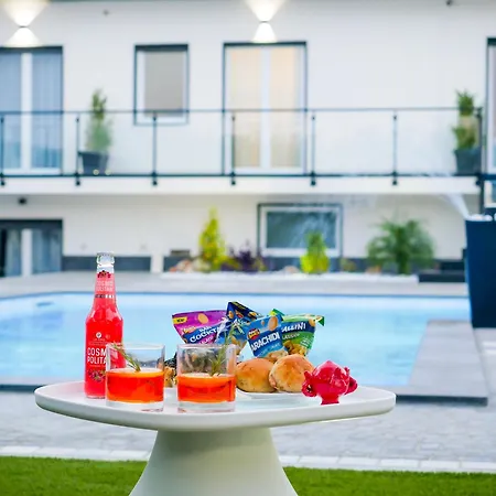 Bed & Breakfast Maison De Julia 4*