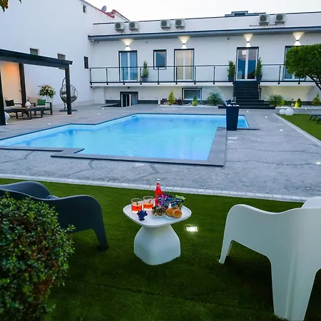 Maison De Julia Bed & Breakfast
