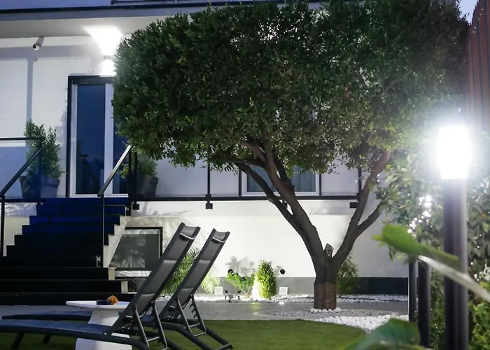 לינה וארוחת בוקר Maison De Julia פומפיי